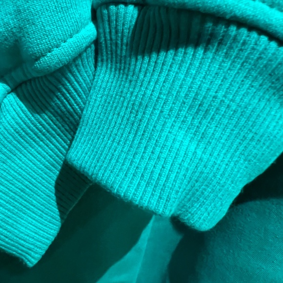 Sewter - Picture 6 of 6